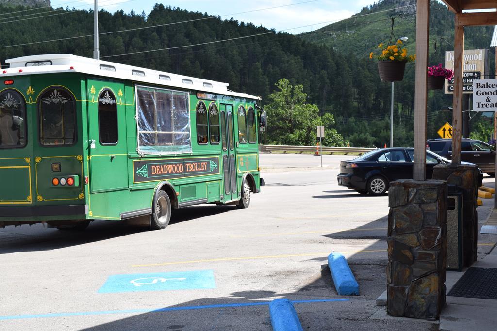 Deadwood Station Bunkhouse And Gambling Hall Motel Dış mekan fotoğraf